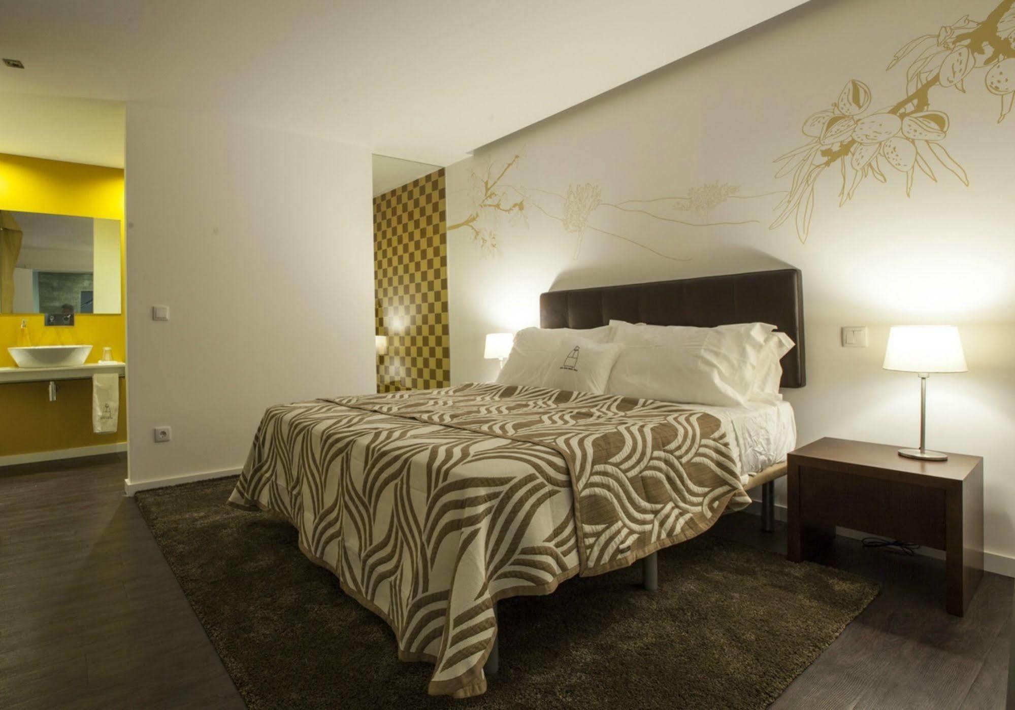 Casa Dona Maria Luiza Guest House ตอร์เฮ เด มองคอร์โว ภายนอก รูปภาพ